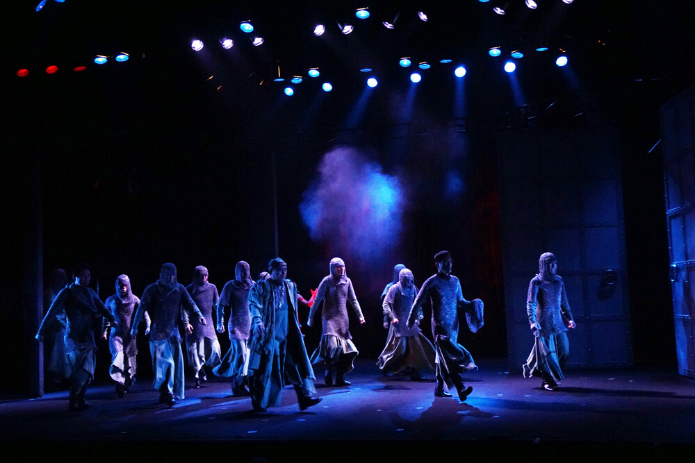 岡山市民劇場 2021年10月例会：ワレリー・ベリャコービッチの「マクベス」- 劇団東演 舞台写真9