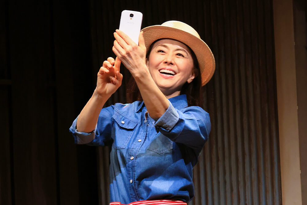 岡山市民劇場 2024年 1月例会：マミィ！ - プリエール　舞台写真