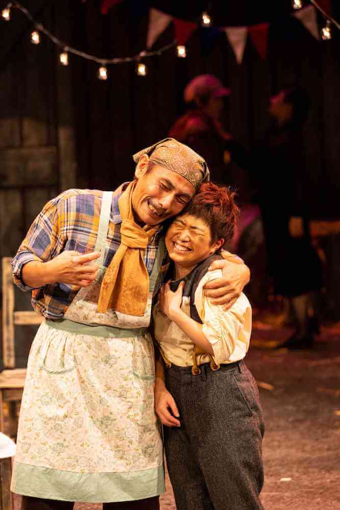 オペラシアター こんにゃく座「さよなら、ドンキホーテ！」舞台写真：岡山市民劇場 2026年 5月例会