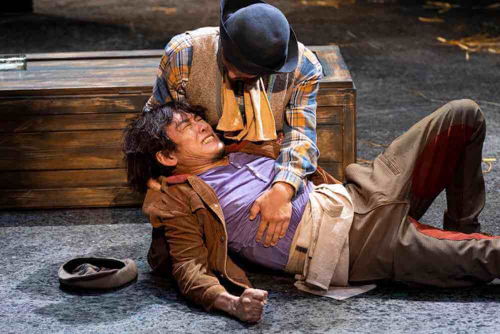 オペラシアター こんにゃく座「さよなら、ドンキホーテ！」舞台写真：岡山市民劇場 2026年 5月例会